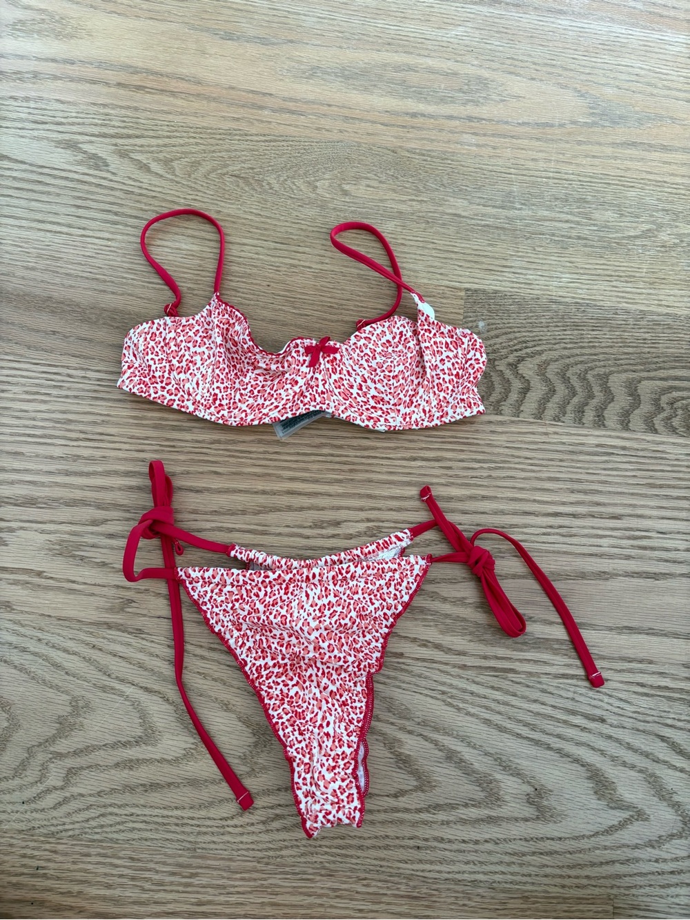 Frankie’s bikinis set